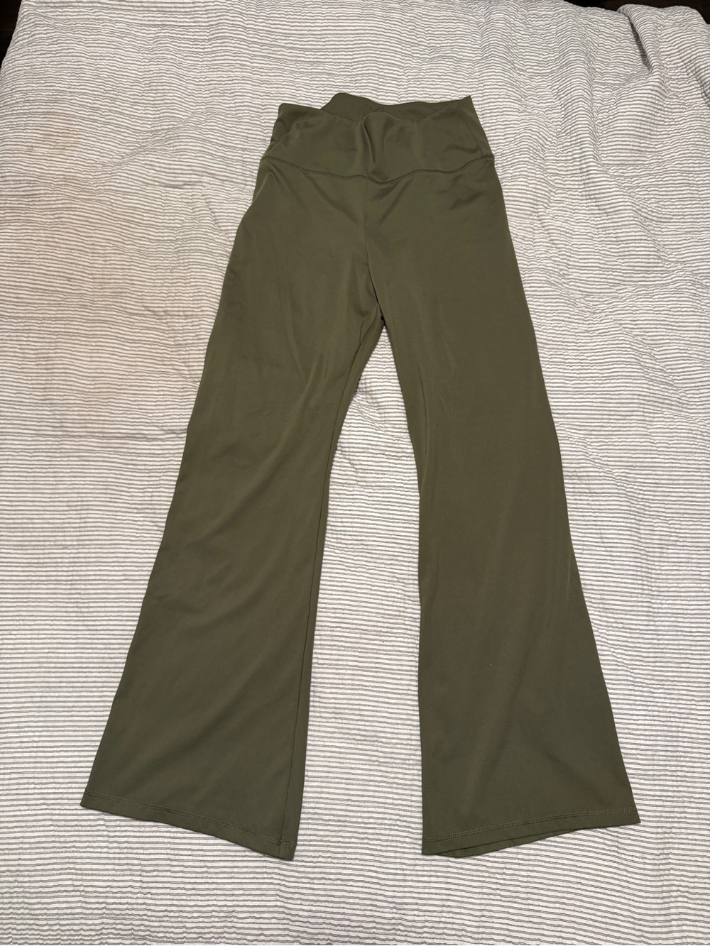 American Eagle Flare Leggings Olive Green
